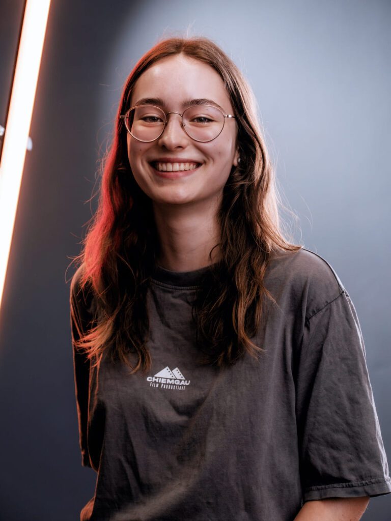 Sarah Mayer — Editorin bei Chiemgau Film Productions