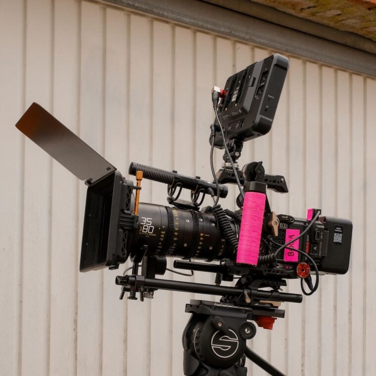 Behind the Scenes — das Team von Chiemgau Film Productions am Set